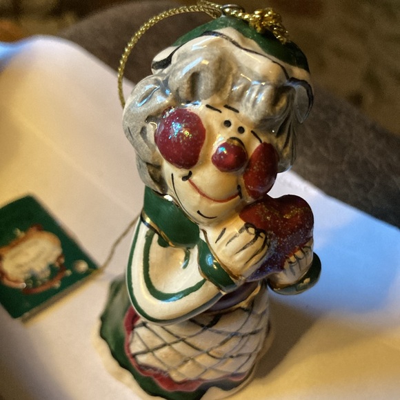 Ornament - Picture 6 of 6